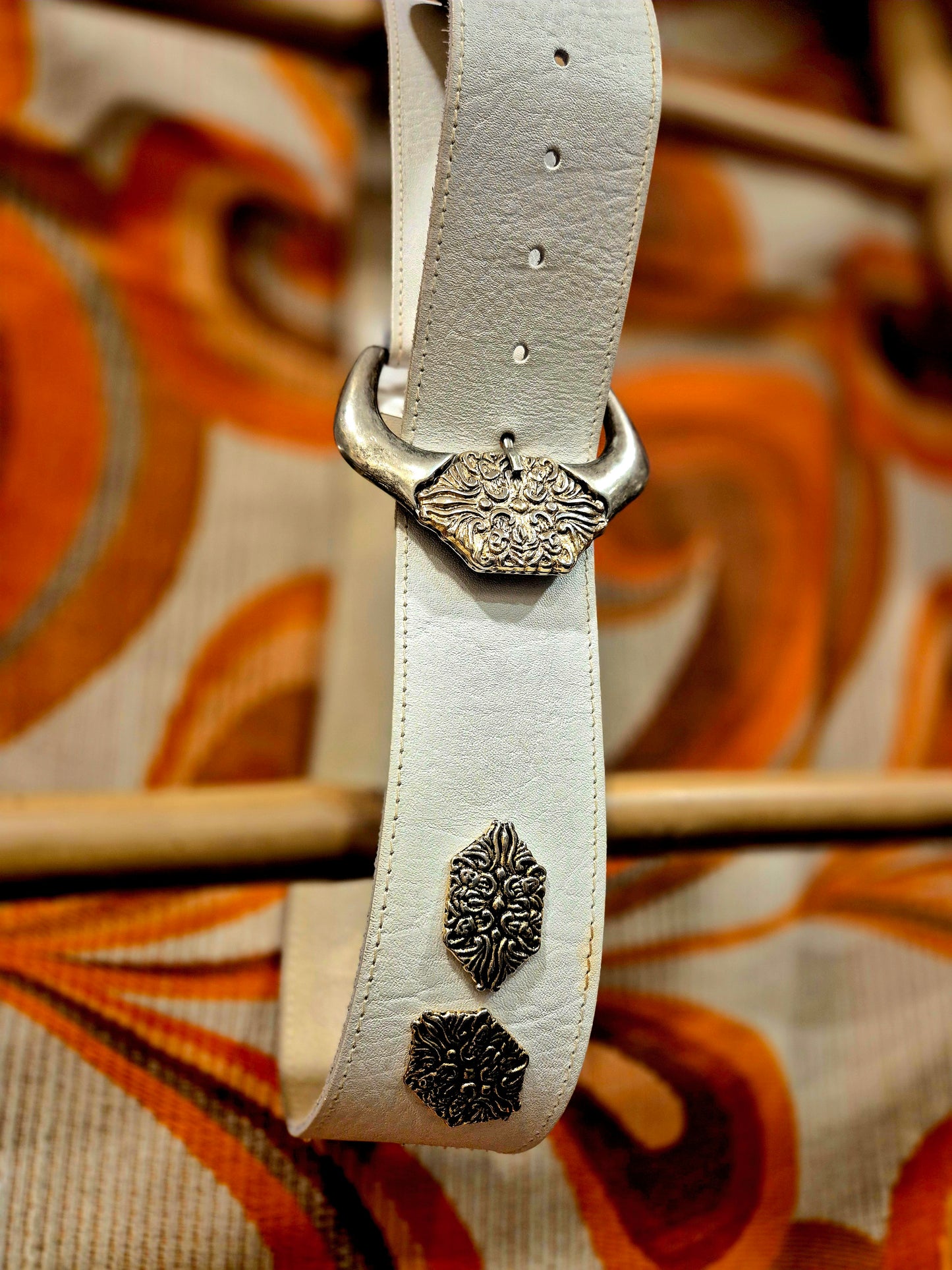 1980s White Leather Western Belt