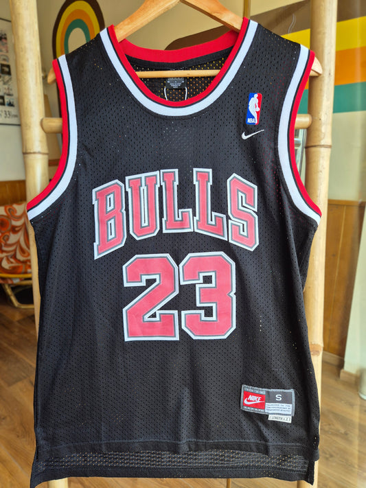 Michael Jordan #23 Nike Bulls Jersey – Made in Korea (Vintage Authentic)