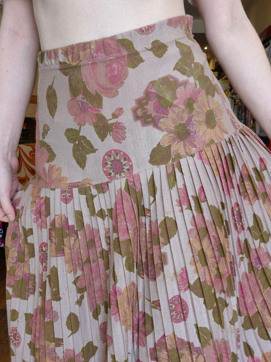 Vintage Pleated Floral Skirt
