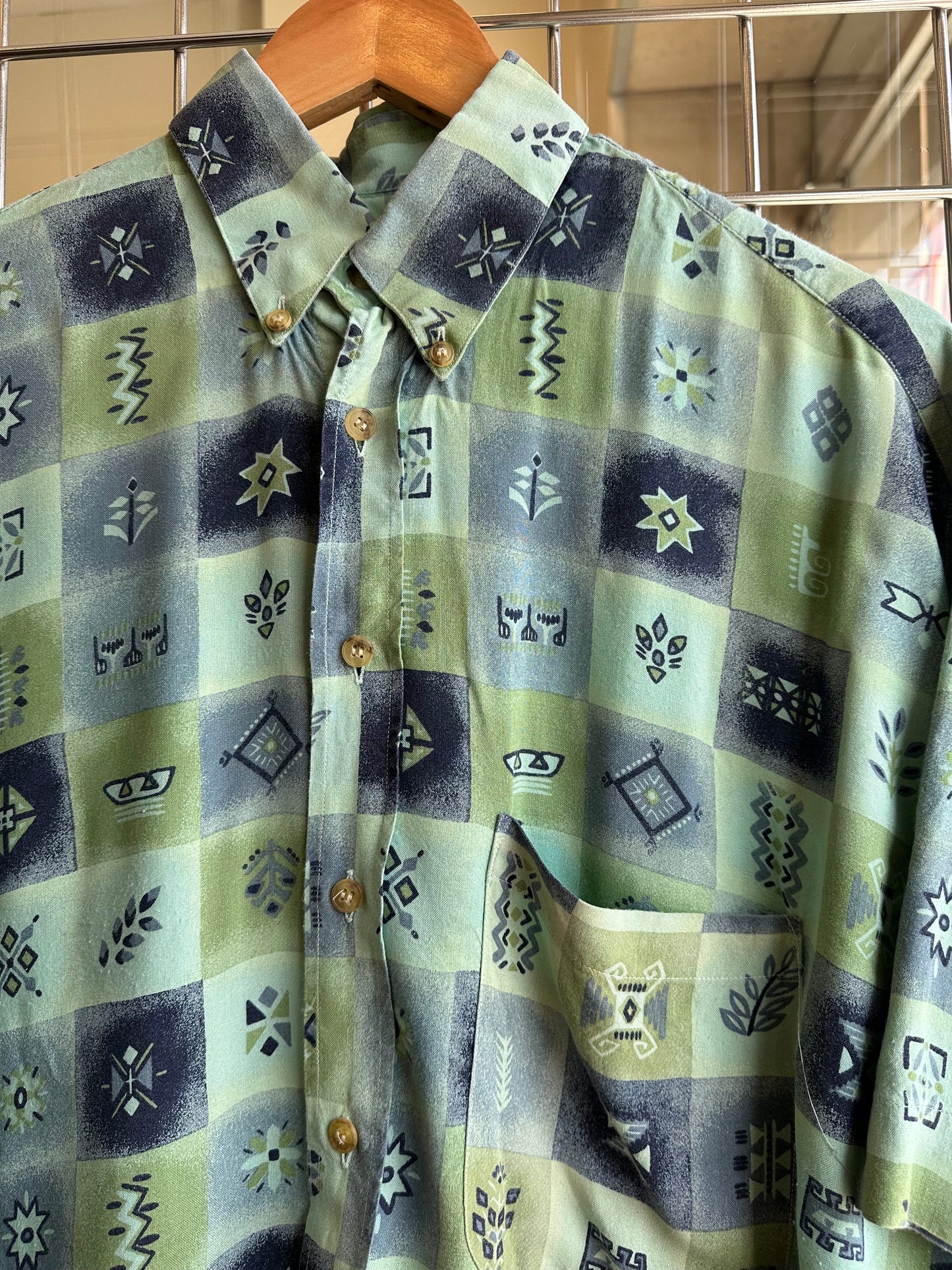 90s Men’s Funky Shirt