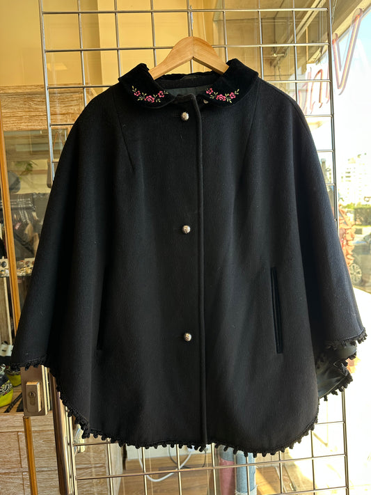 Austrian cape 100% Wool