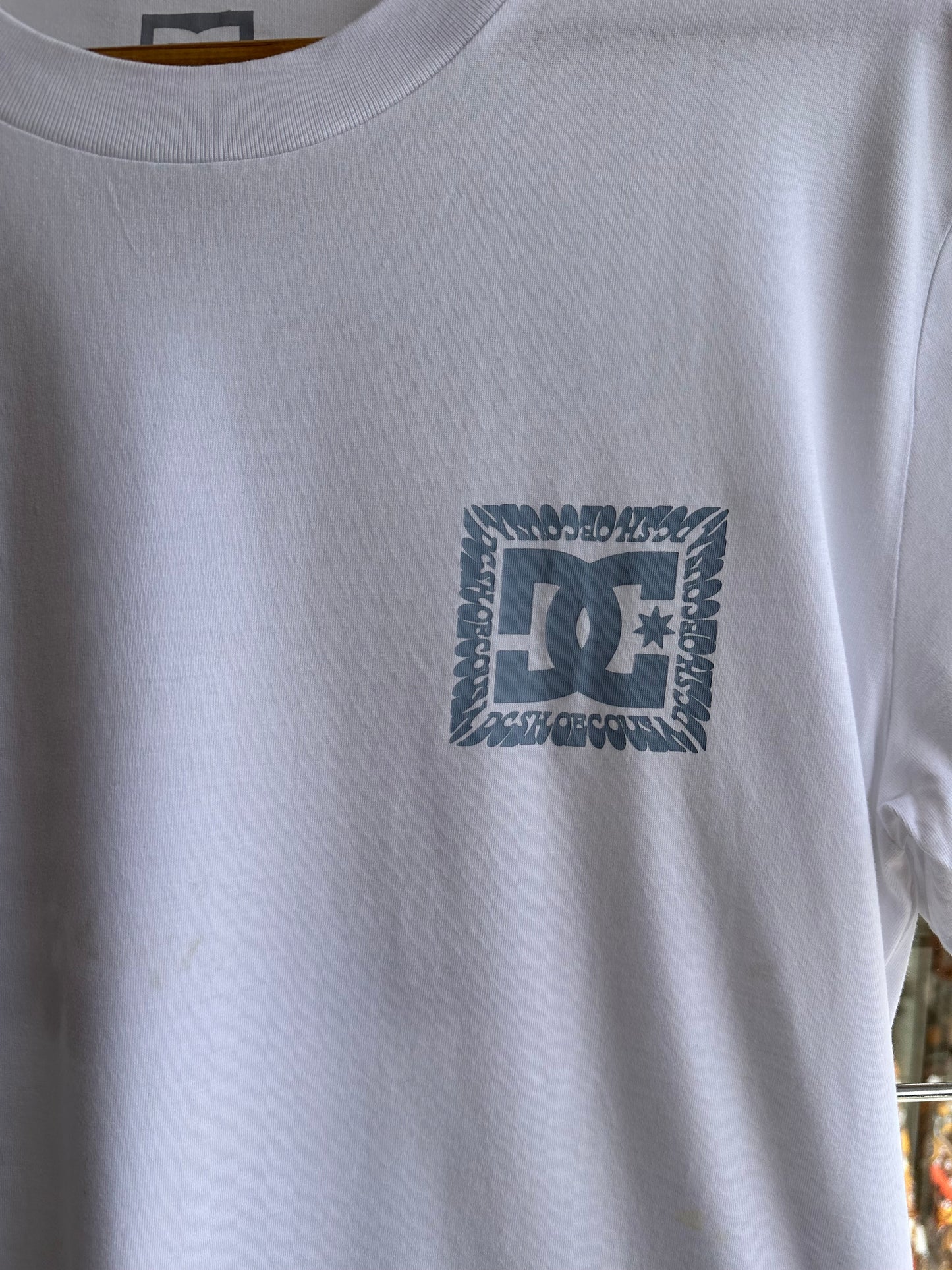 Vintage DC Shoes White Logo T-Shirt