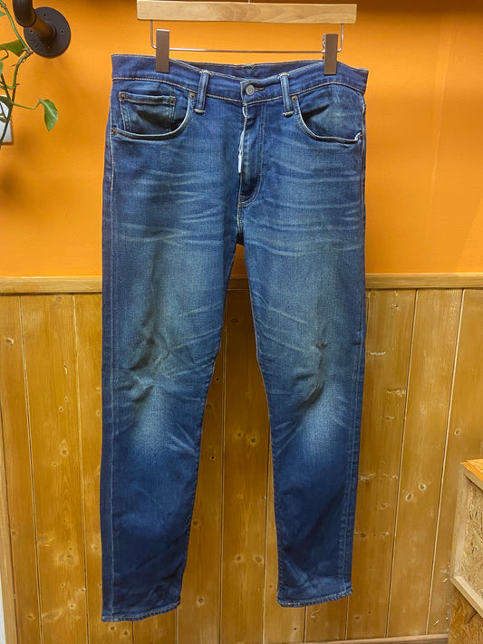 Levi Jeans 512